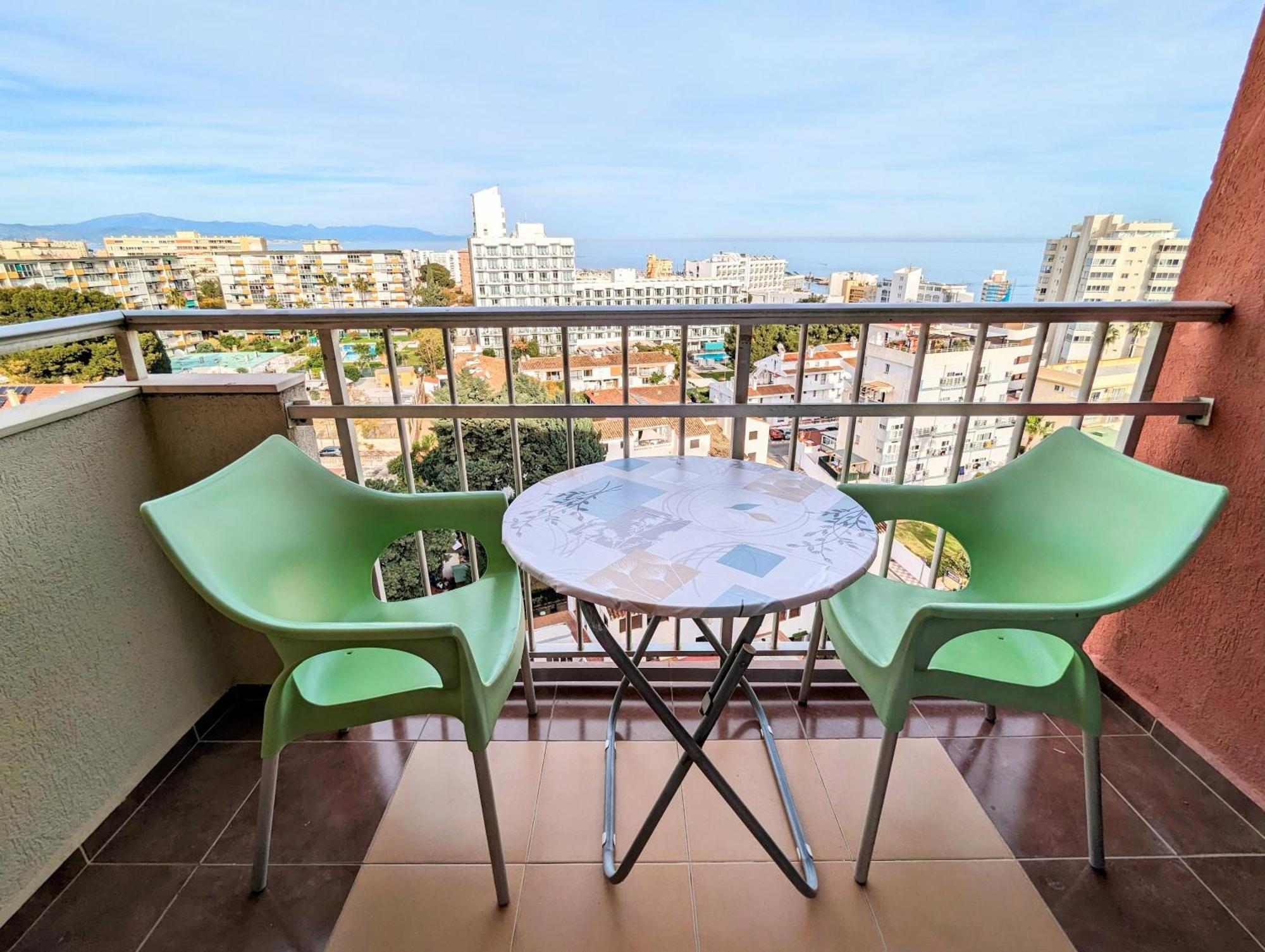 Estudio Jupiter Con Fantasticas Vistas Benalmádena Exterior foto